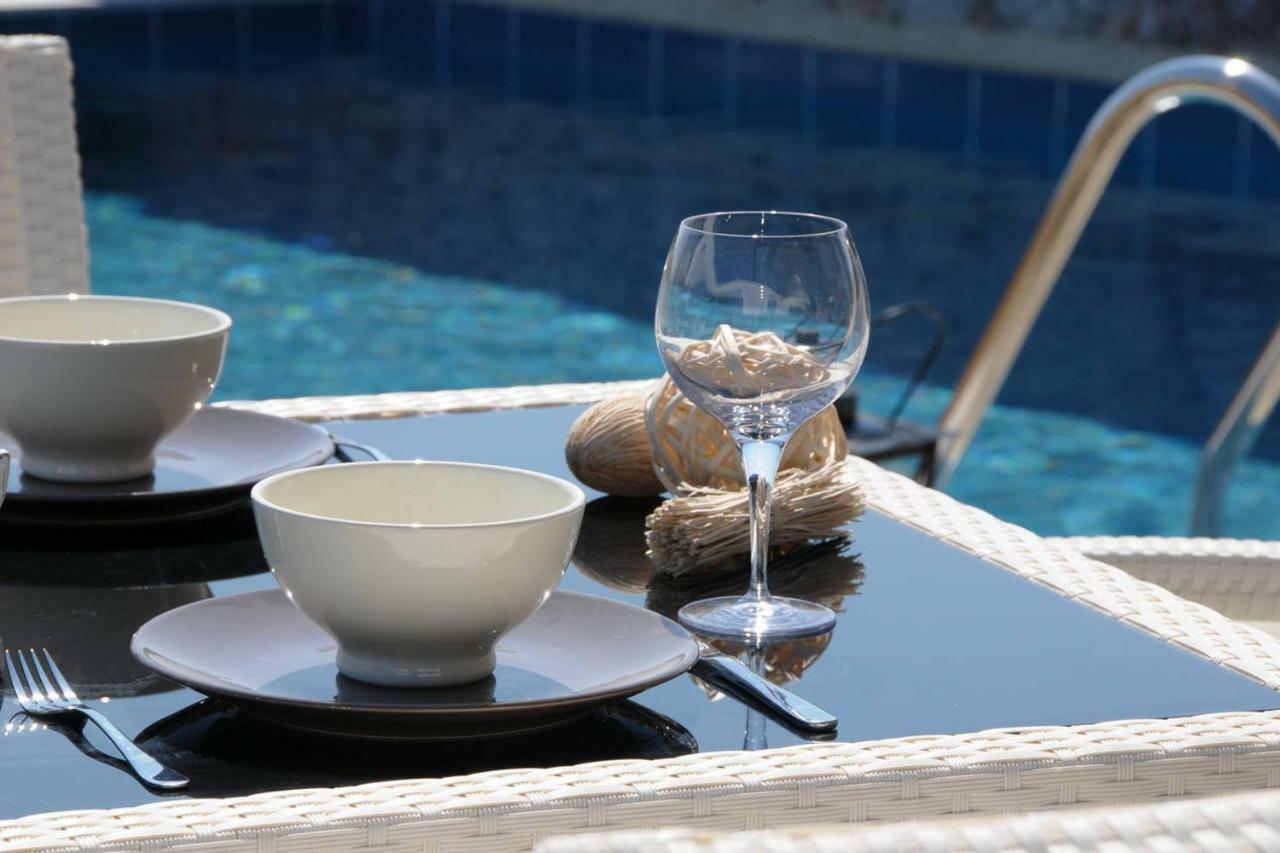 Next To Haraki Beach , Taverns Bars & 10 To Lindos Exterior foto